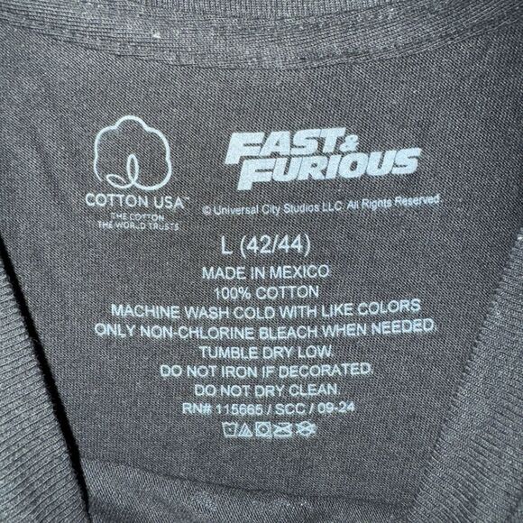 Fast & Furious Men's L Black Graphic Tee T-Shirt Red Supra Car Quarter Mile - Picture 3 of 6